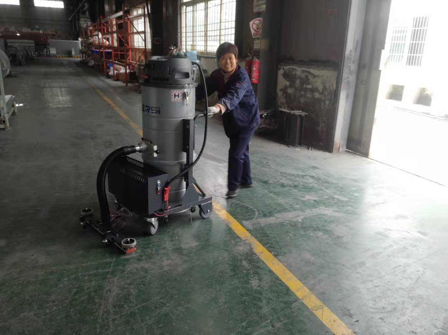工業用防爆吸塵器使用注意