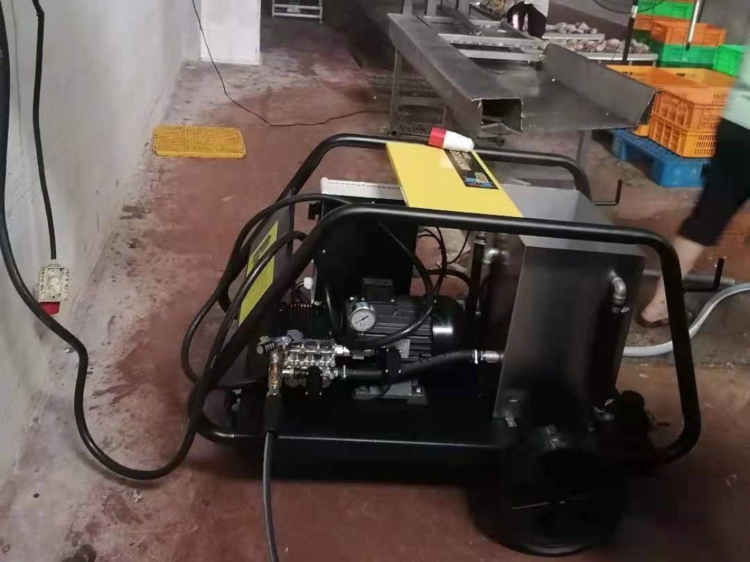 高溫高壓清洗機的使用清潔優勢